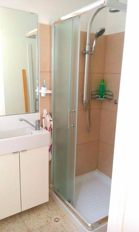 Jordan Valley One Room Apartment Menaẖemya Zewnętrze zdjęcie